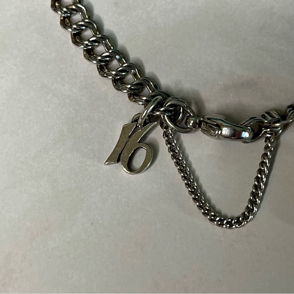 James Avery Charm Bracelet With 2 Charms Sailboat Sixteen 6.5” - Picture 4 of 7